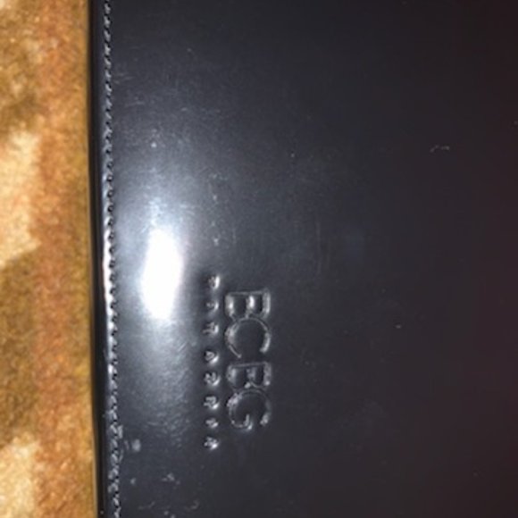 Classy Rectangular BCBG MaxAzaria Bag - Picture 5 of 8